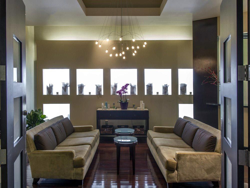 Tandon Plastic Surgery office